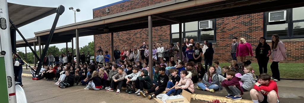 Students at Barnes Elementary watch the presentation by Southwest Dairy Farmers Mobile Classroom.  
