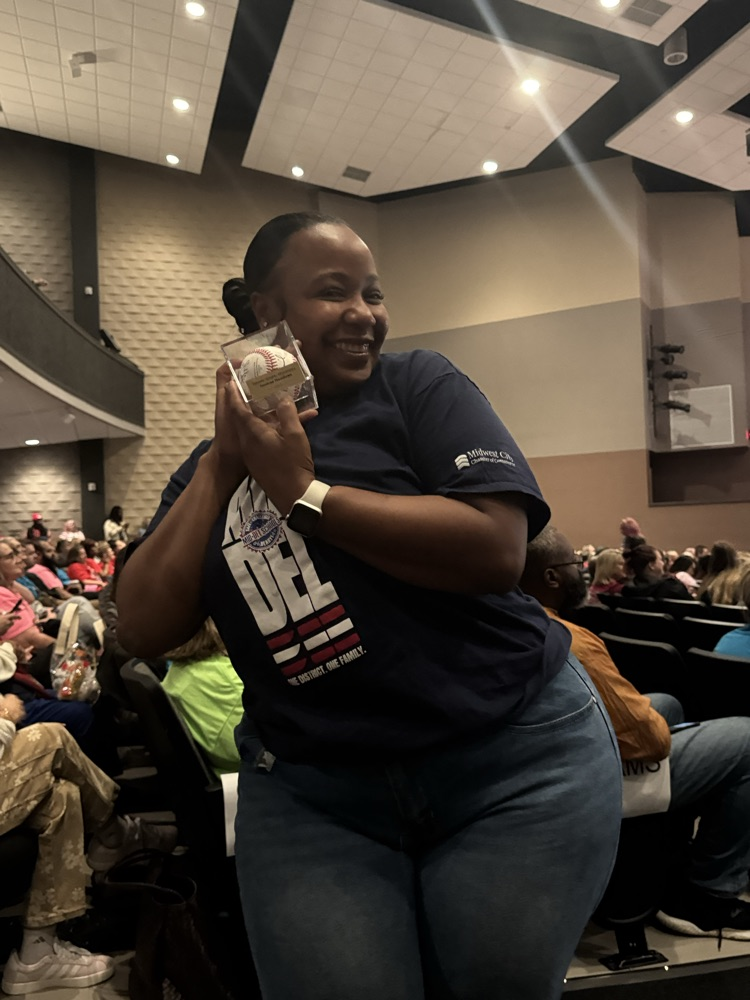Desirae Meadows, Epperly Heights, rookie teacher of the year