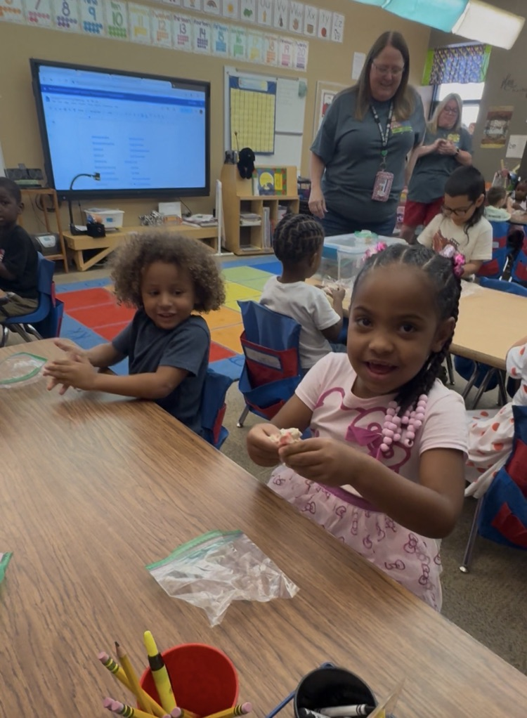 Magic Play-Doh Pre-K 