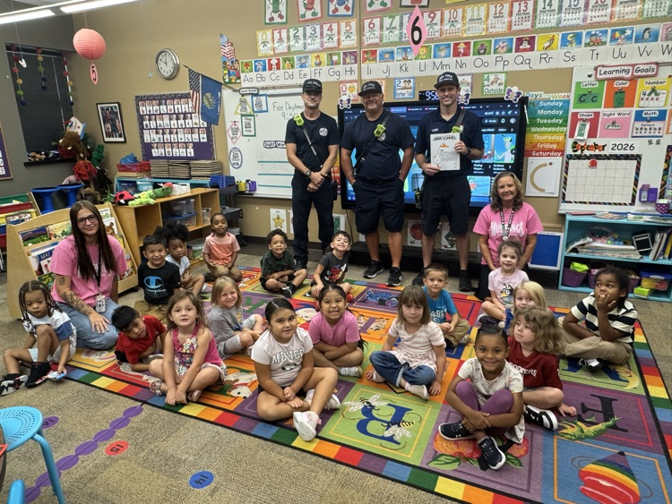Guest Reader, DCPD Pre-K