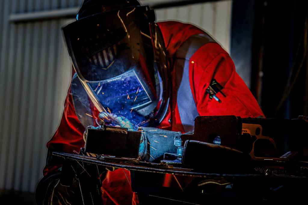 welding student