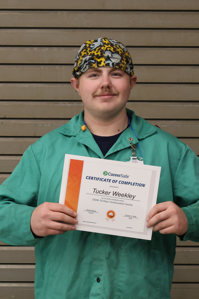 Tucker Weekley- Certificate Picture