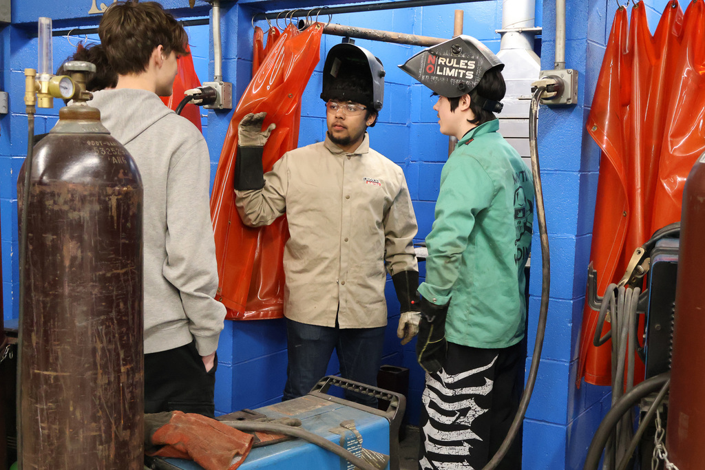 students in shop