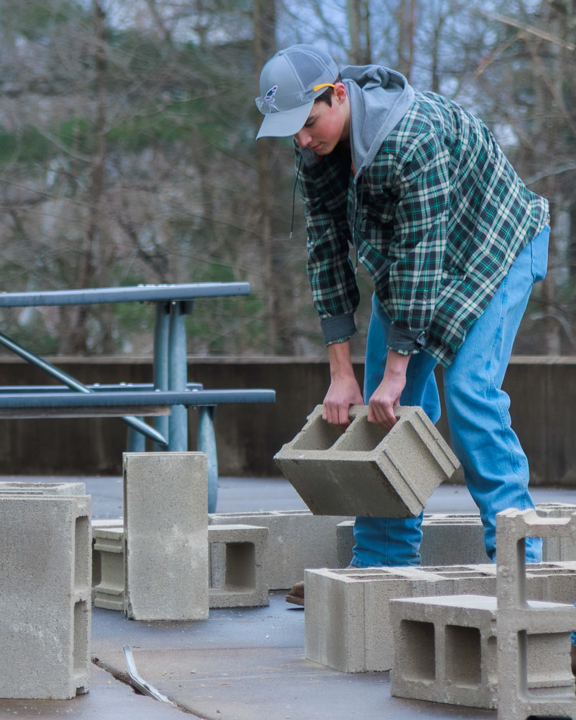 students  at CTE expo