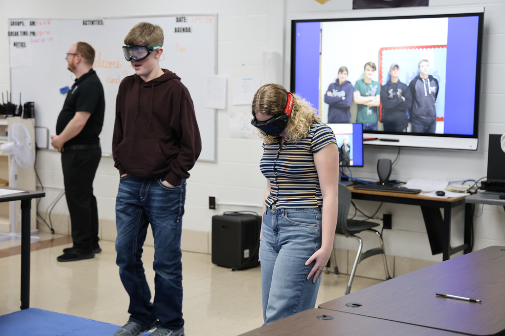 CTE students working