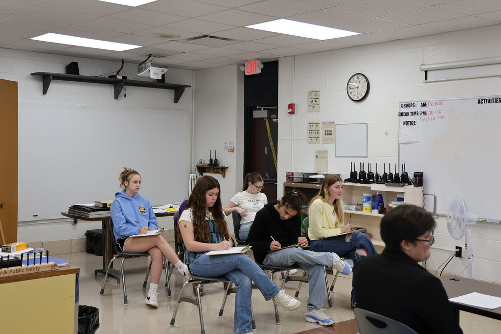 student mock trial image