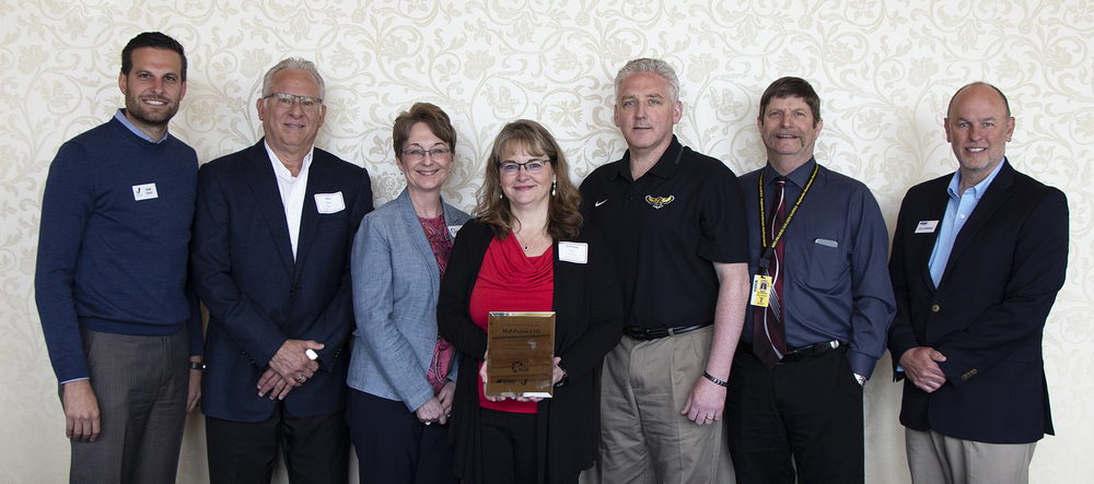 MP district officials are given safety award