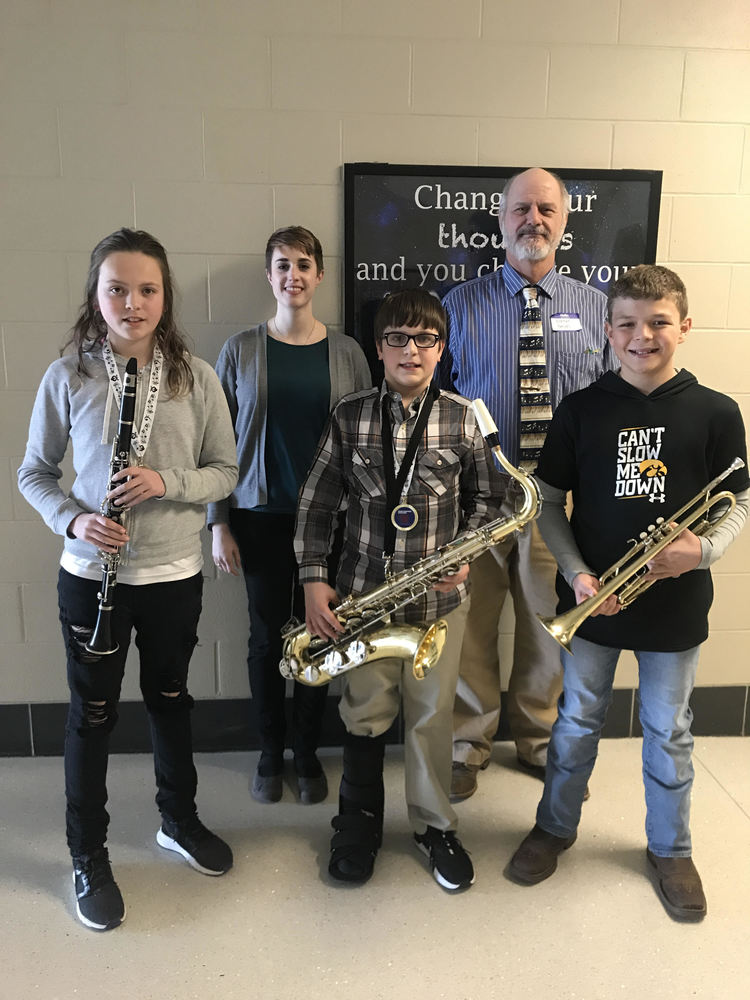 In the picture left to right:  Aliza Parks, Ms. DiGiorgio, Rowan Miller, Mr. Brooks, Landry Gingerich.