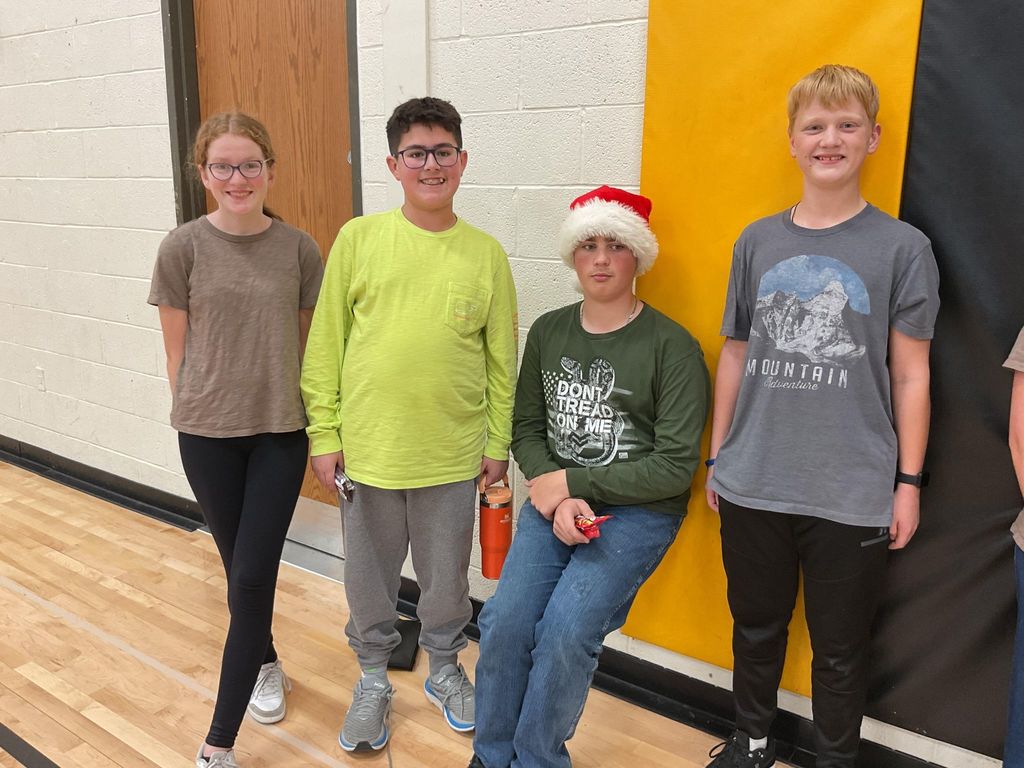 7th Grade Quarter 1 Winners: Willa Hughes, Caleb Billups, Caleb Meader, Easton Miller (All read 10 Books)