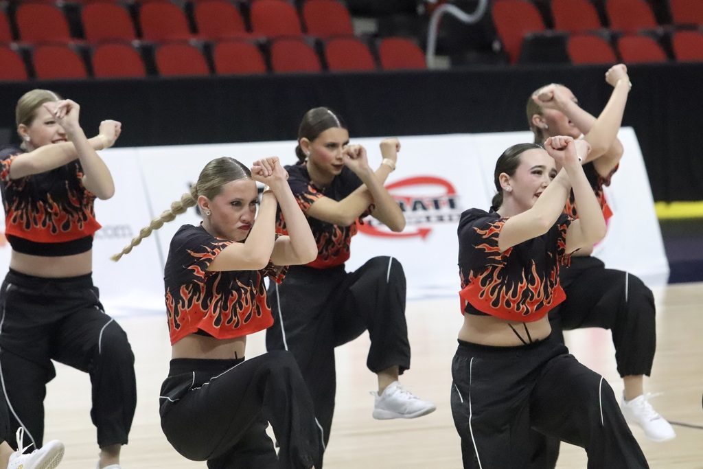 Mid-Prairie Dance Team