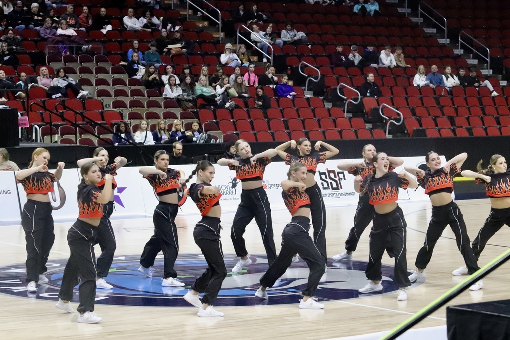 Mid-Prairie Dance Team