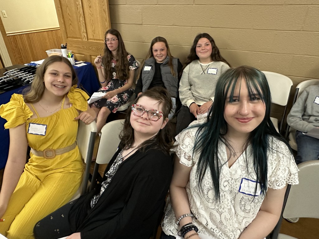8th Grade on Career Fieldtrip