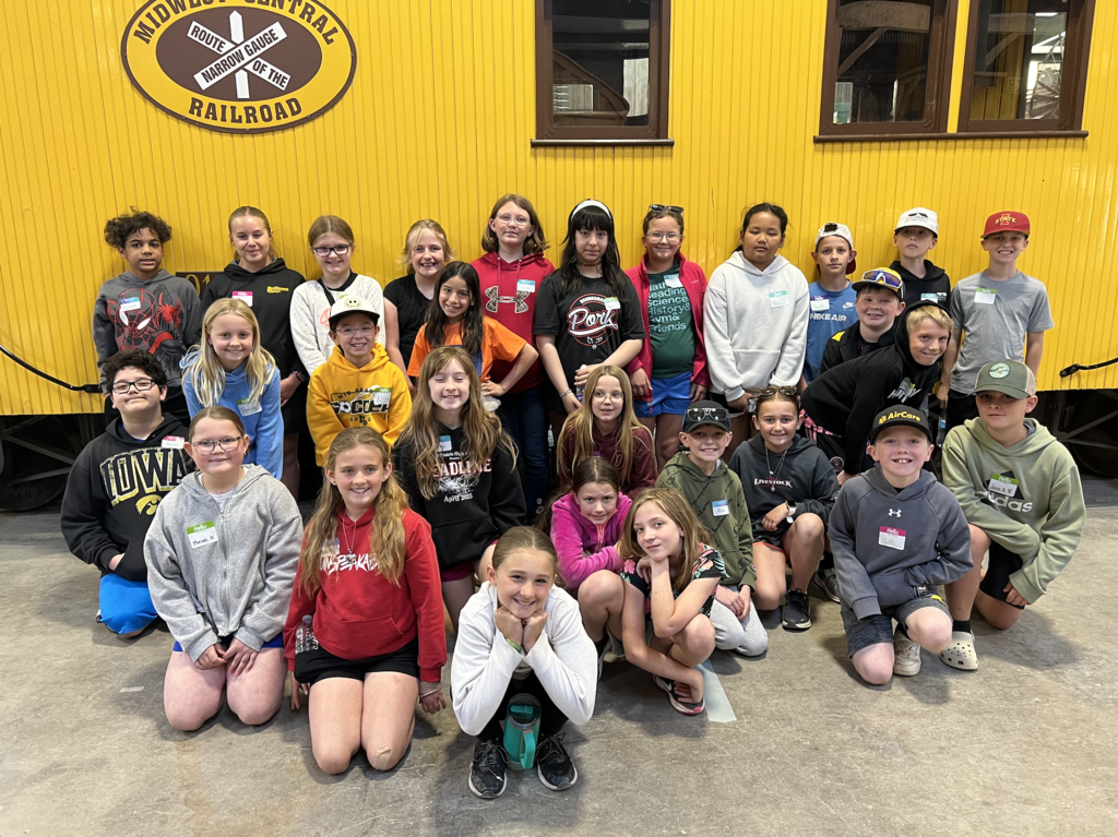 MP-West 4th-grade at Old Threshers