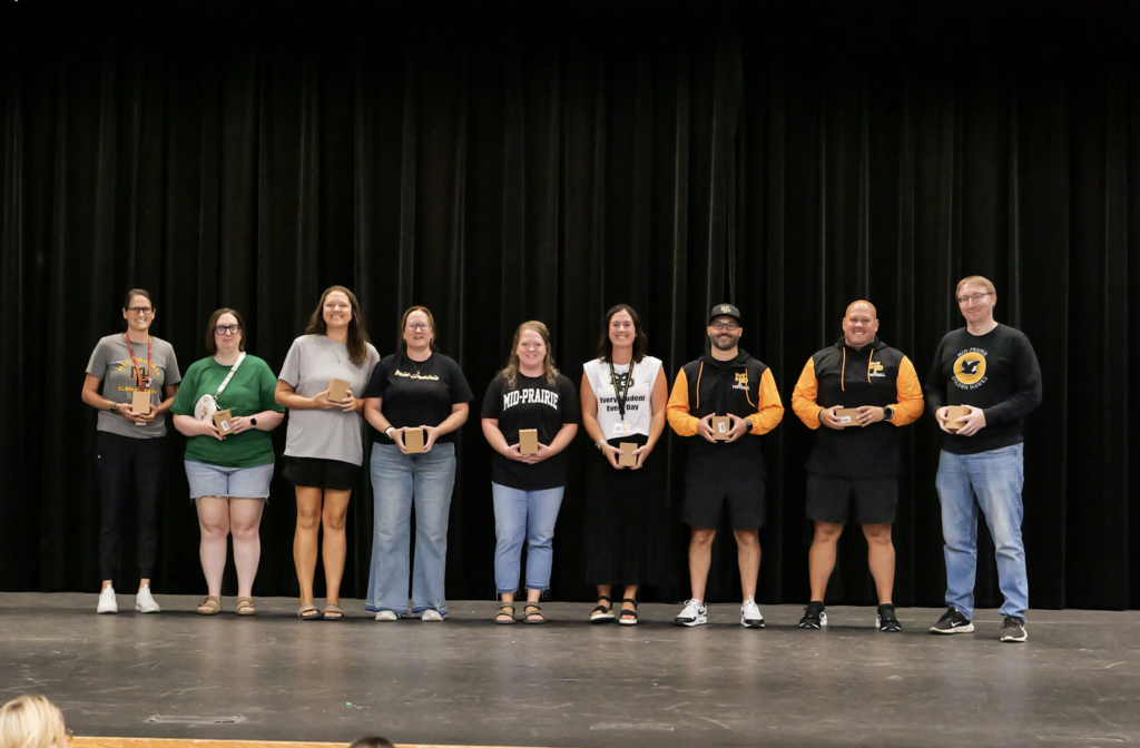 10 Years: Justin Barthelman, Jessica Dodds, Robin Foster, Katelyn Hammen, Daren Lambert, Sarah Rodgers, Schuyler Snakenberg, Kristen Thomas, Abby Webb