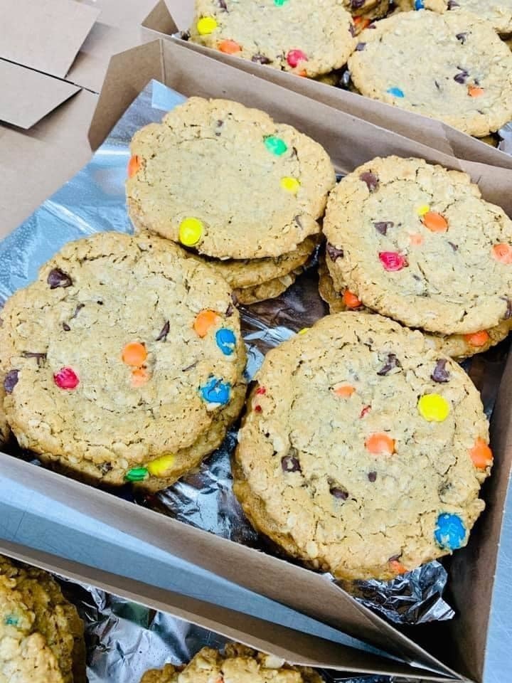 Sugar Bottom Bakery Mid-Prairie post prom fundraiser
