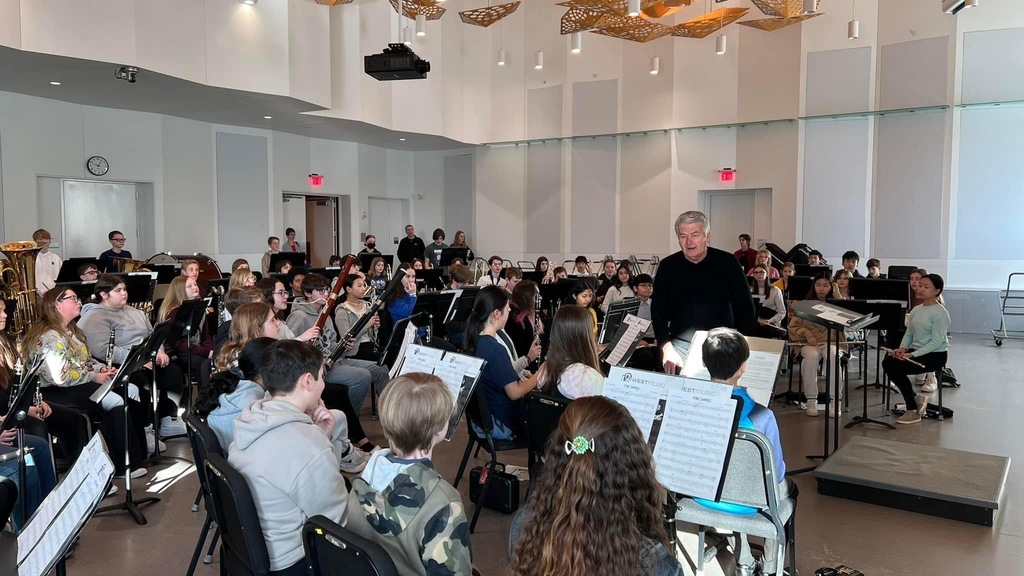 Mid-Prairie students at SEIBA honor band rehearsal