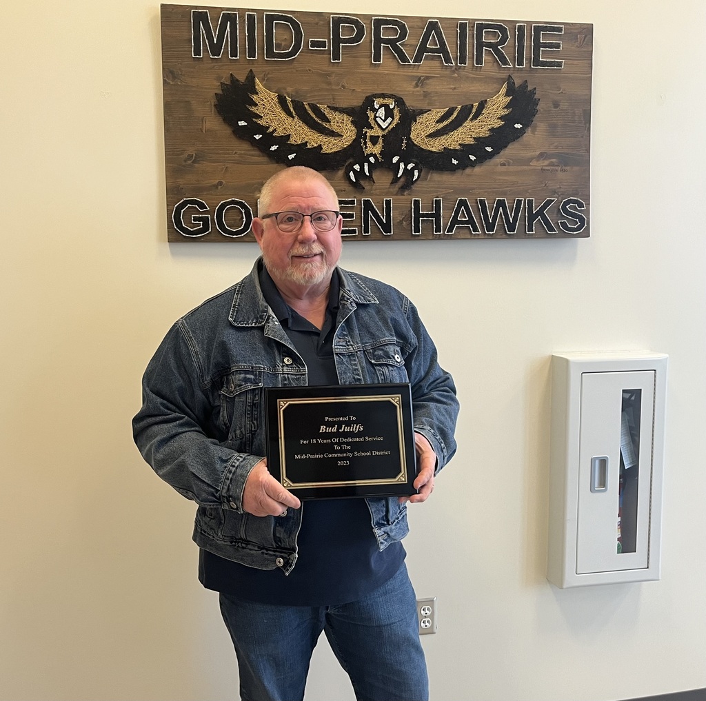 Bud Juilfs retires from Mid-Prairie after 18 years