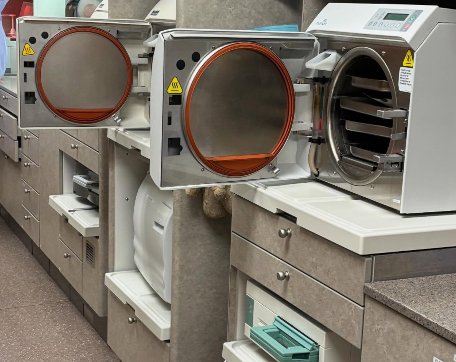 November was stacked with awesome moments ✨ Our future dental professionals took a trip to Montgomery County Community College to check out the Dental Hygiene program. They watched students in action in the clinic, toured the space, and got the inside scoop on how the program works, plus what it takes to get accepted. Real-world exposure, real pathways, real goals. @MCCCpa  #aMBITion #BucksCounty #HighSchool #CTEWorks #FutureDentalProfessionals #CareerReady #CTEPathways #LearnByDoing 🦷