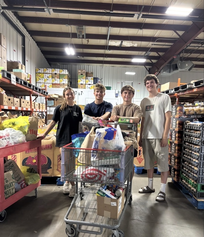 Middleton Meals Matter students at WayForward food pantry