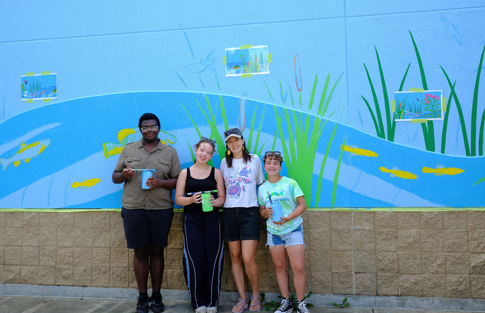 MHS Students with Artist