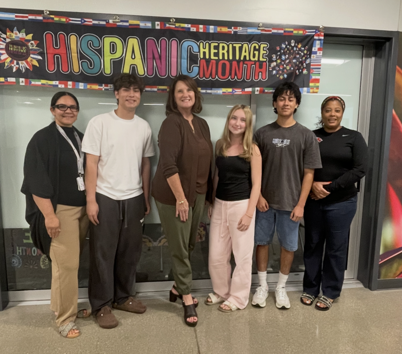 Dr. Dana Monogue with students and advisors of LSU & BSU