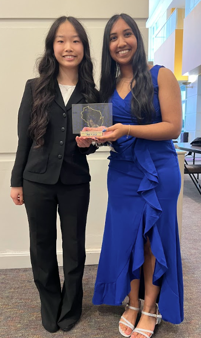 Vivian Chen, Ishika Pulimamidi