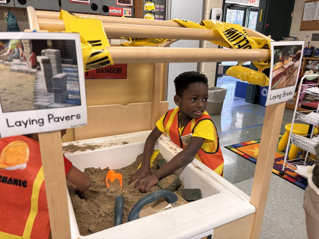 KPA students in their construction play scenario 