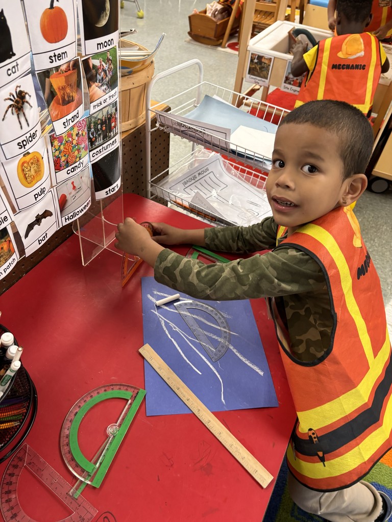 KPA students in their construction play scenario 