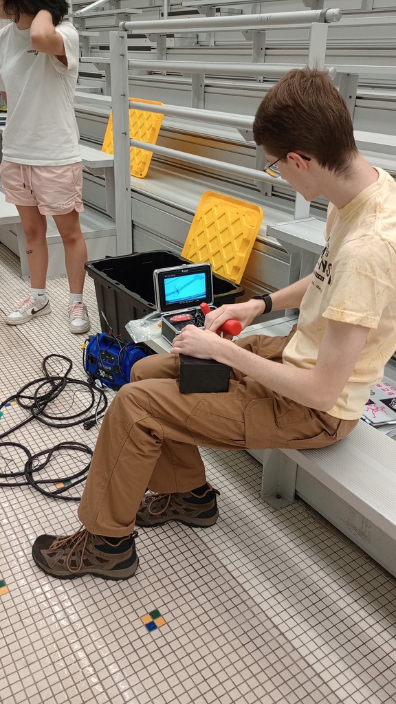 Underwater Robotics at Dow High