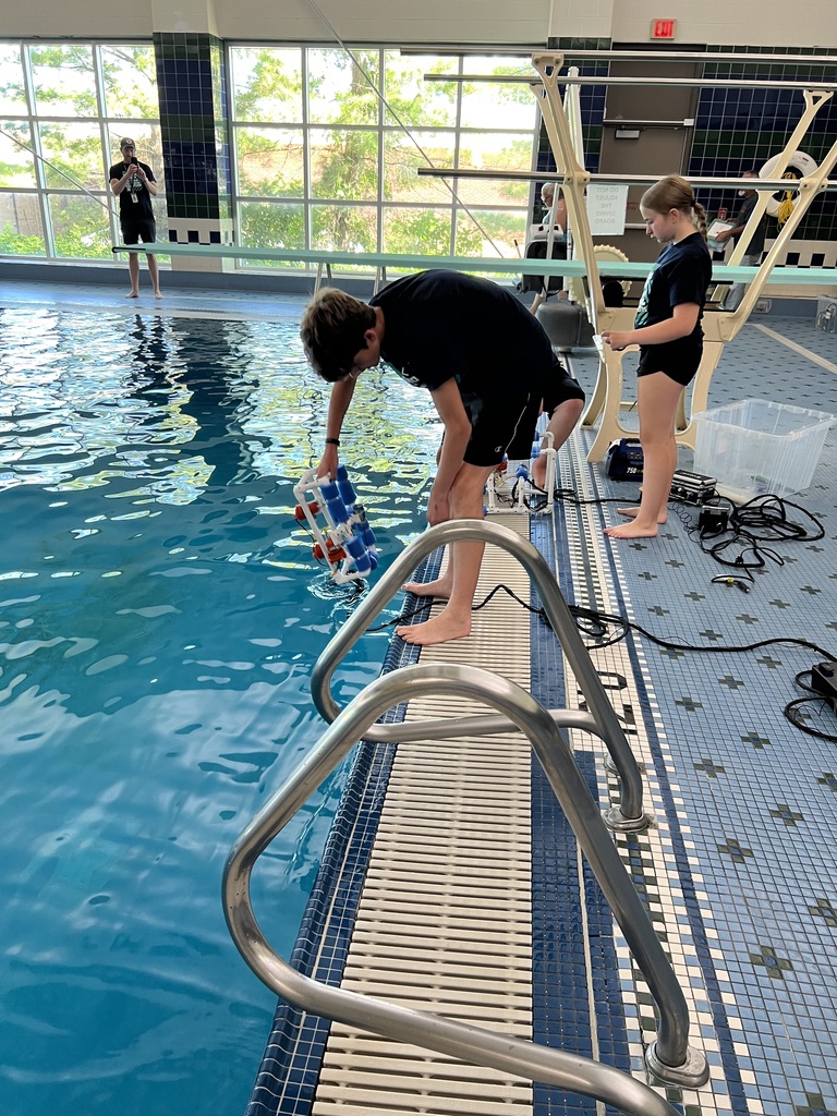 Underwater Robot Test at Delta College