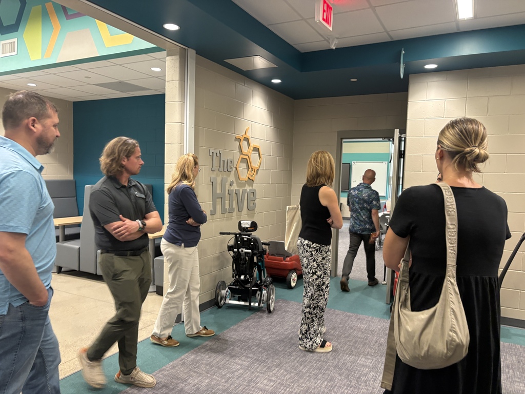 Leadership Midland Class Sugnet Facility Tour