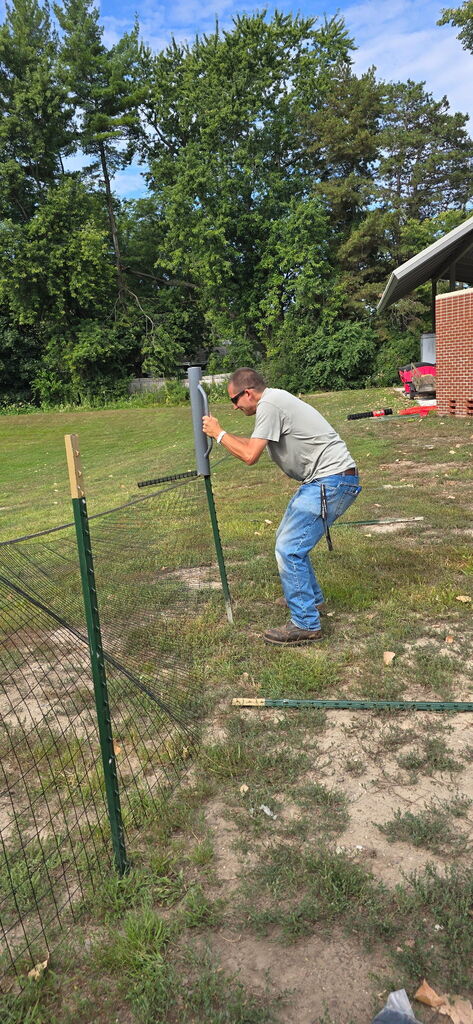 Sugnet Temporary Fence Install