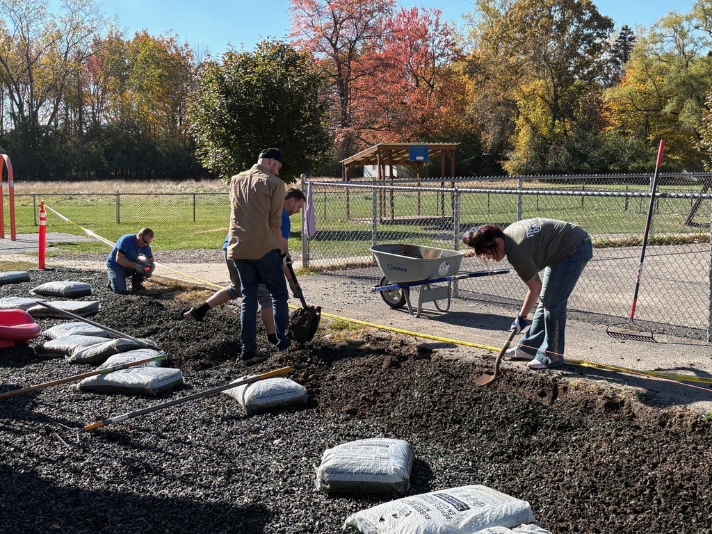 Corteva Volunteer event at Longview