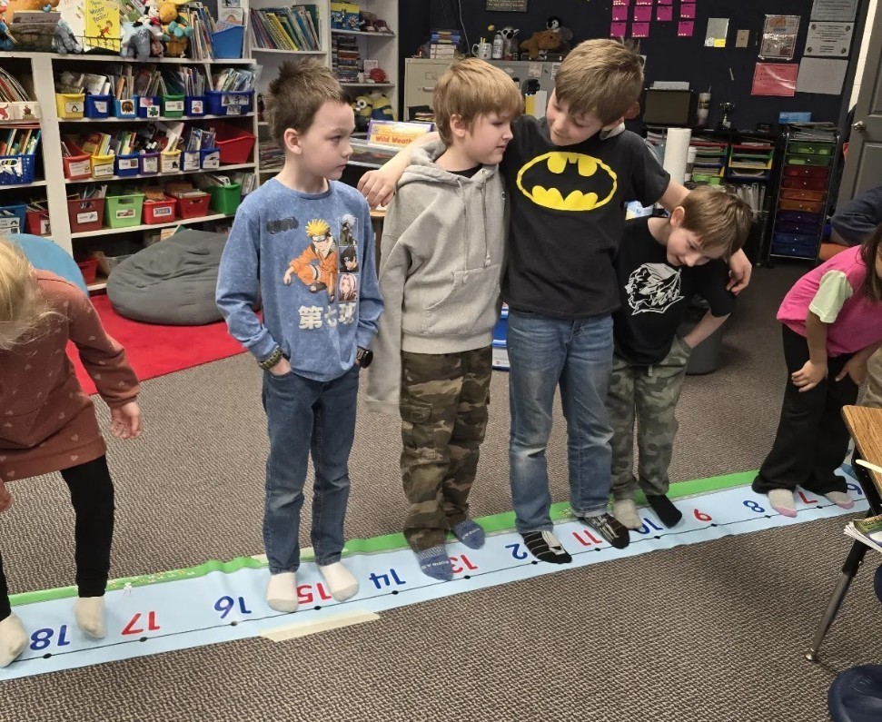 kids doing number line math