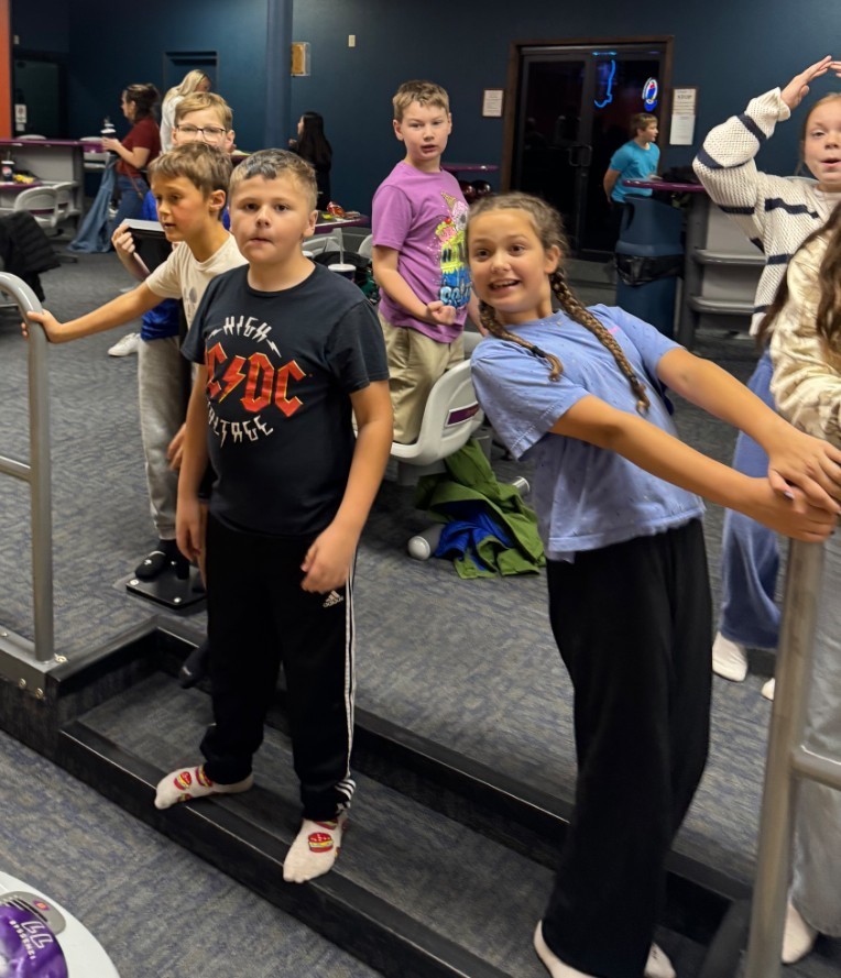 4th graders watching a strike