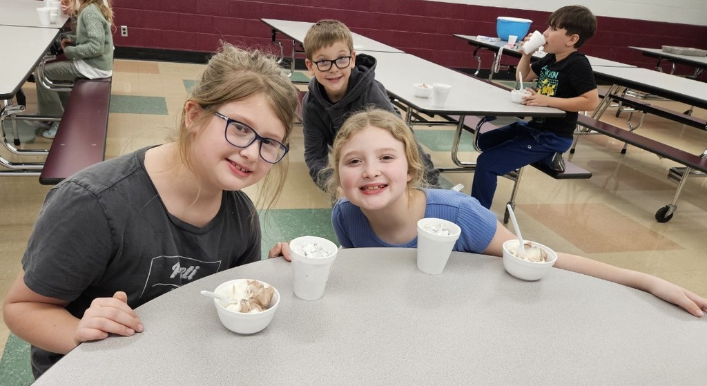 kids enjoying a tasty treat