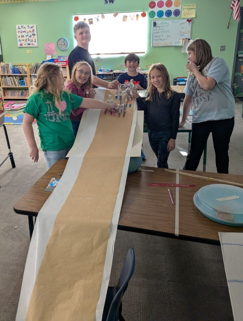 Mrs thompsons group getting ready to ski