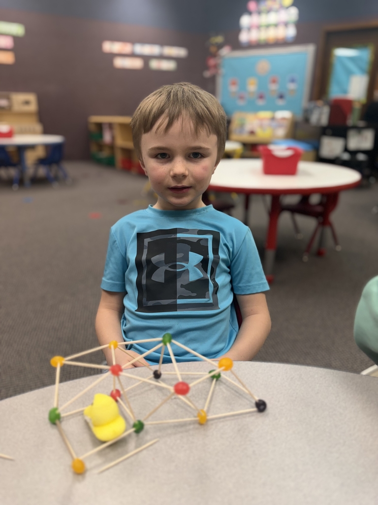 building a peep house