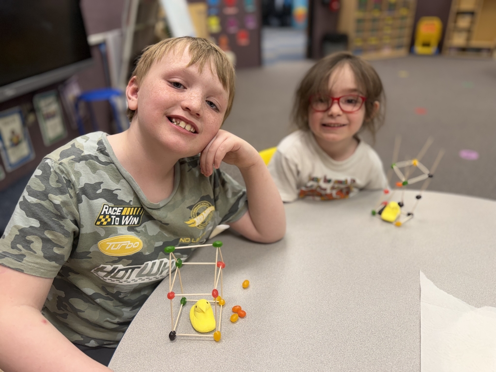 building peep houses