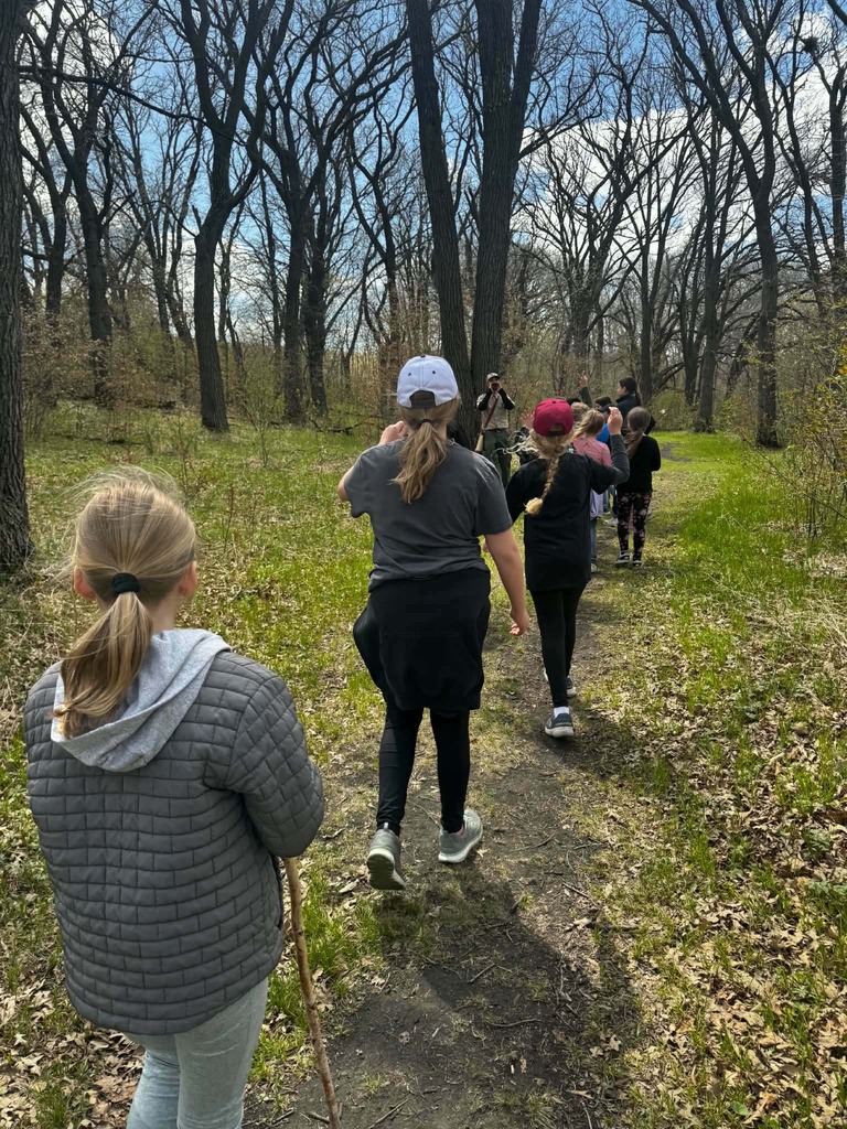 hiking through Turtle River Park