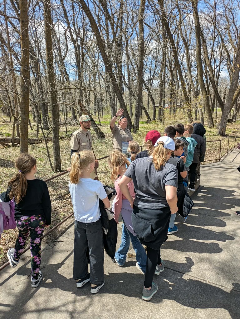 kids hiking