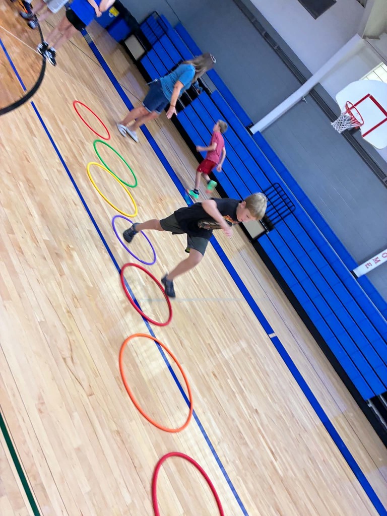 kids hopping