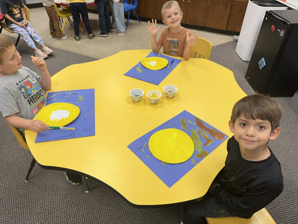 boys painting 
