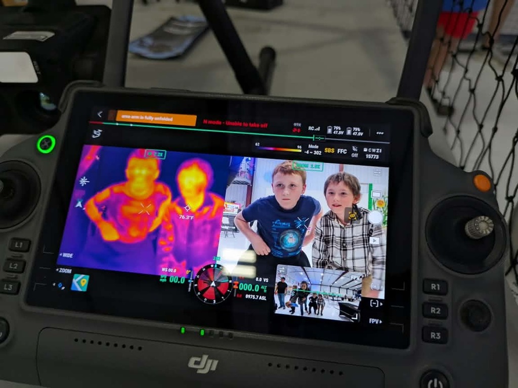 kids looking at infrared images