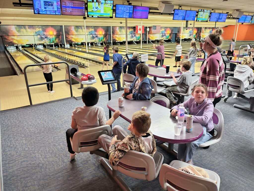 kids bowling
