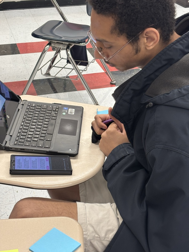 Darius is testing an app
