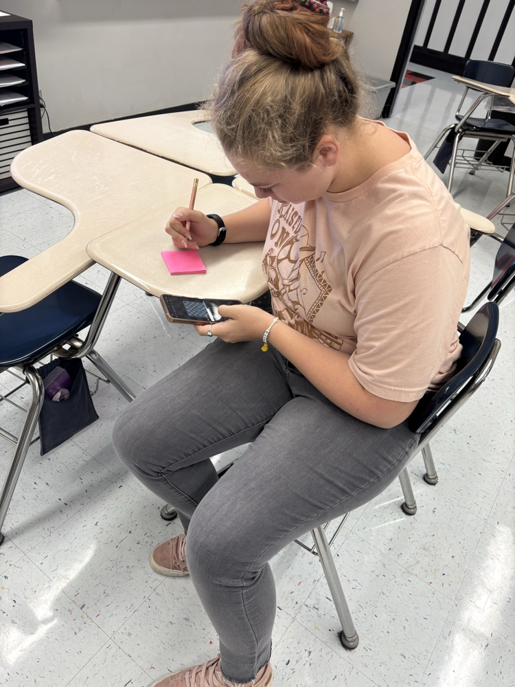 Kayla is testing an app and making suggestions for improvement