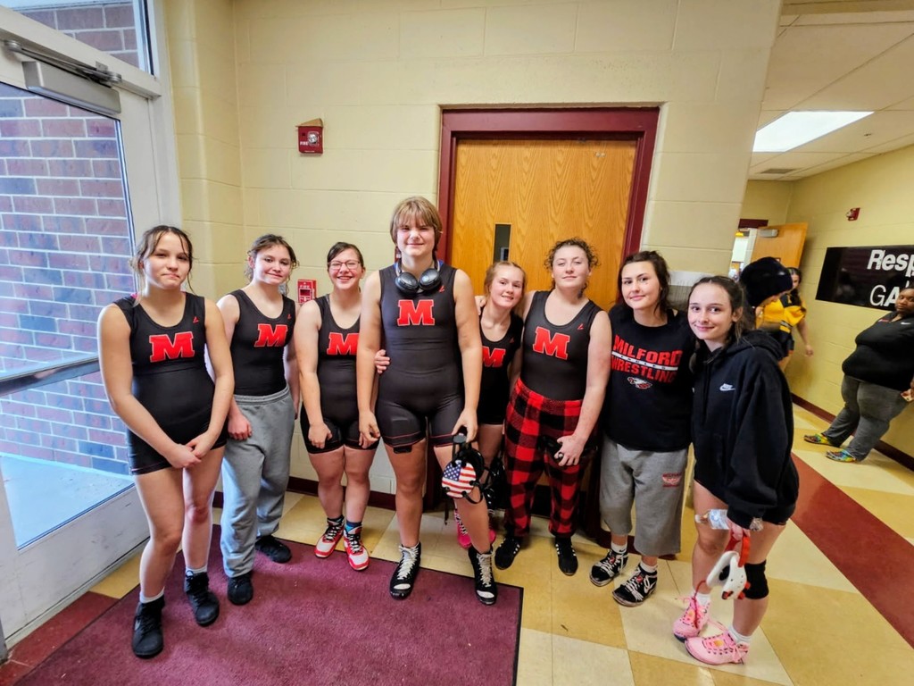 Girls_Wrestling_Ross