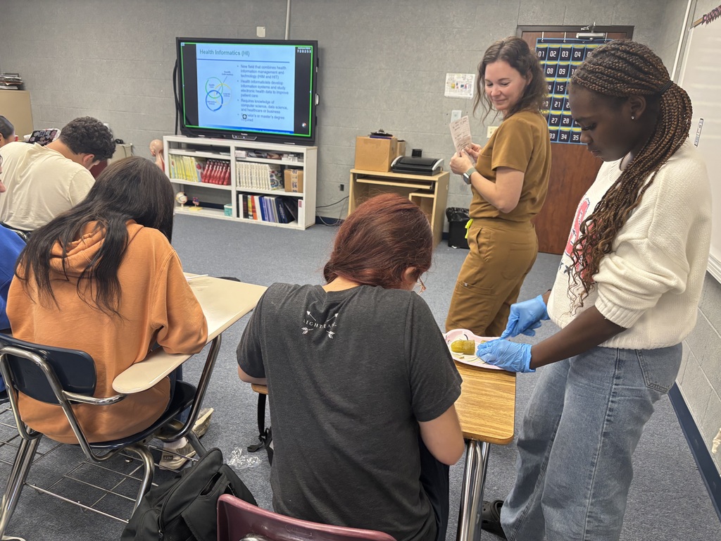 🔬🩺 Medical Terminology in Action! 🩺🔬 Today our students got hands-on with a dissection to explore body planes and anatomical positions. ✂️📚 Learning comes alive when we can see and do—and our Bulldogs had fun diving into the details of anatomy while building real-world skills! 💙🤍 #TheBulldogWay #HandsOnLearning #FutureMedicalProfessionals