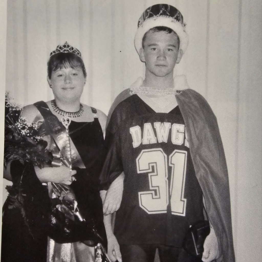 👑✨ Homecoming Royalty Throwback ✨👑
Homecoming is right around the corner, and we’re taking a moment to spotlight some of our past Homecoming Kings & Queens! 💙🐾
2001-
HS King - Brian Duke
HS Queen- Barbara Bumpus
Once a Bulldog, always a Bulldog—our alumni continue to shine and carry the Bulldog spirit with them everywhere they go. Stay tuned as we highlight a few of the incredible Bulldogs who once wore the crown!
#FN5GL #SWEEPSTAKES #MilfordBulldogs #Alumni